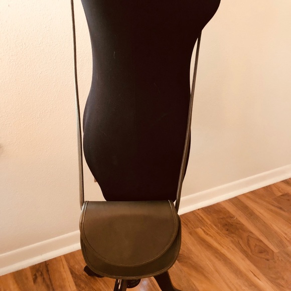 Authentic Coach Crossbody - Picture 3 of 8